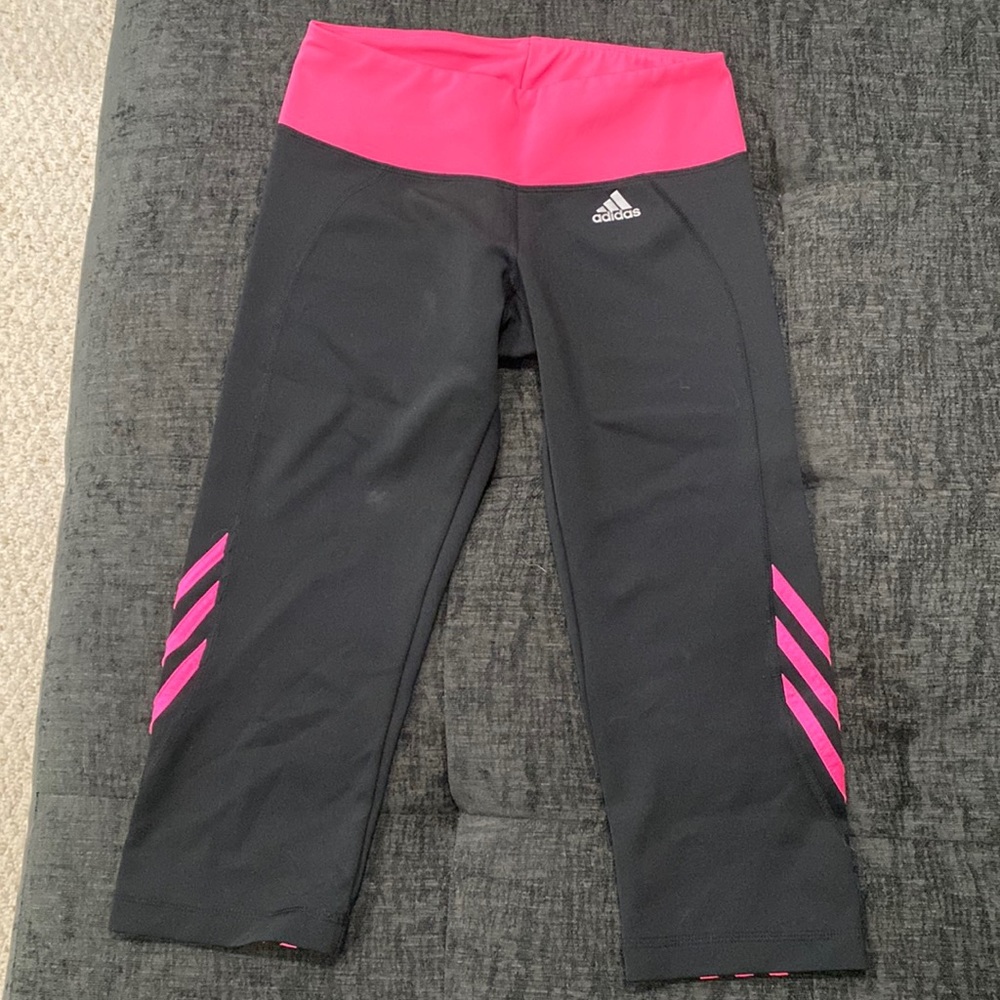 Black & pink Adidas capri leggings. Size M